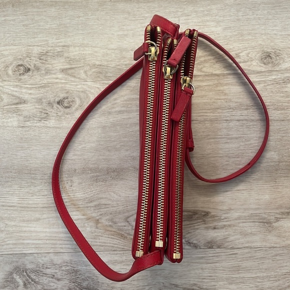 Authentic Celine Trio Small Lambskin Leather Crossbody Bag - Picture 4 of 8